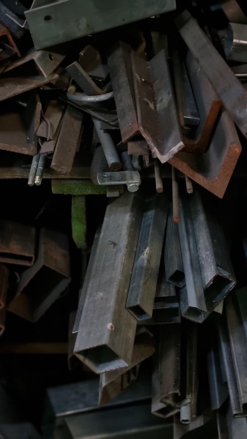 Metal · The blacksmiths of Parabita